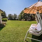 Počitniška hiša Slavc With 5 Bedrooms