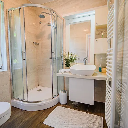 Сasa de vacaciones Slavc With 5 Bedrooms