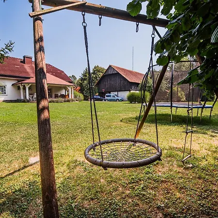 Slavc With 4 Bedrooms Σπίτι διακοπών Brežice