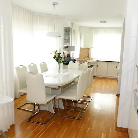 Slavc With 4 Bedrooms Brežice