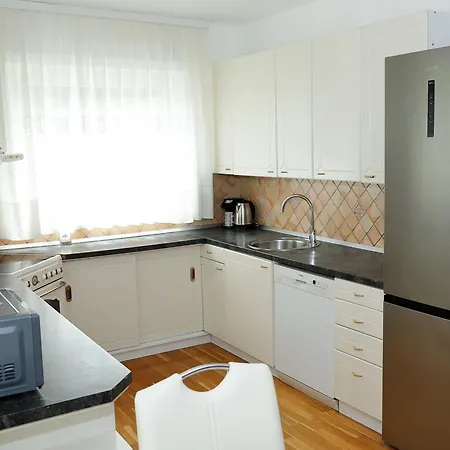 Slavc With 5 Bedrooms Сasa de vacaciones