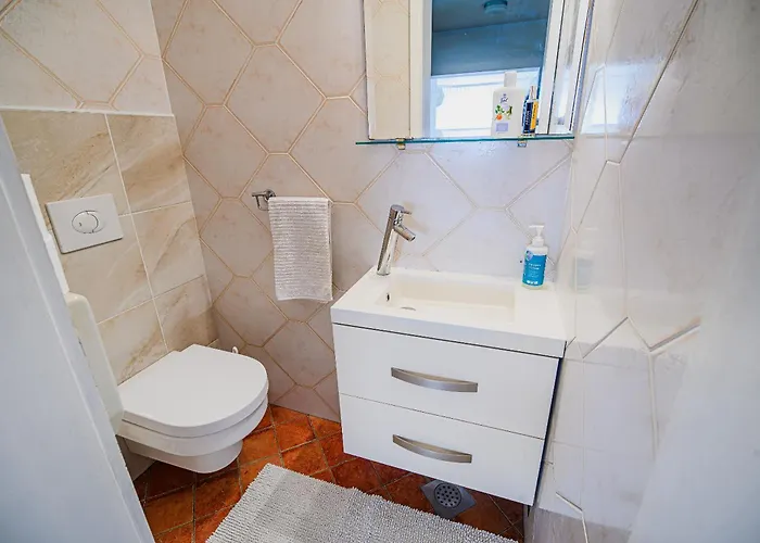 Slavc With 4 Bedrooms Brežice