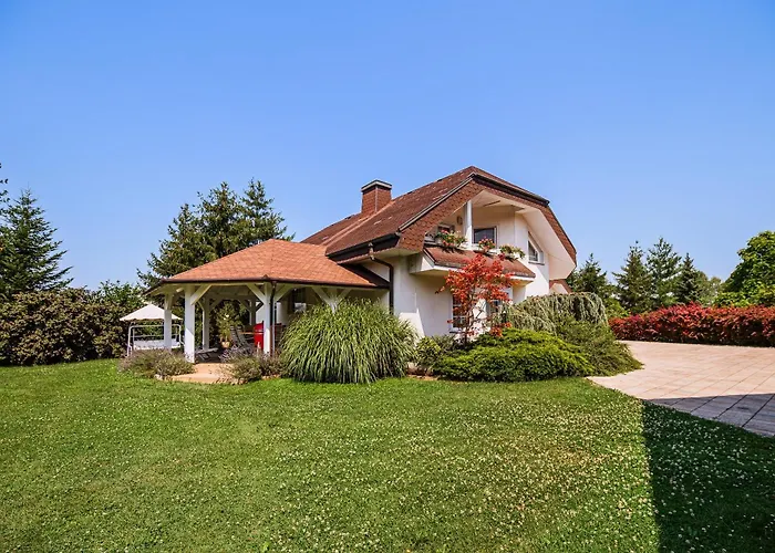 Slavc With 4 Bedrooms