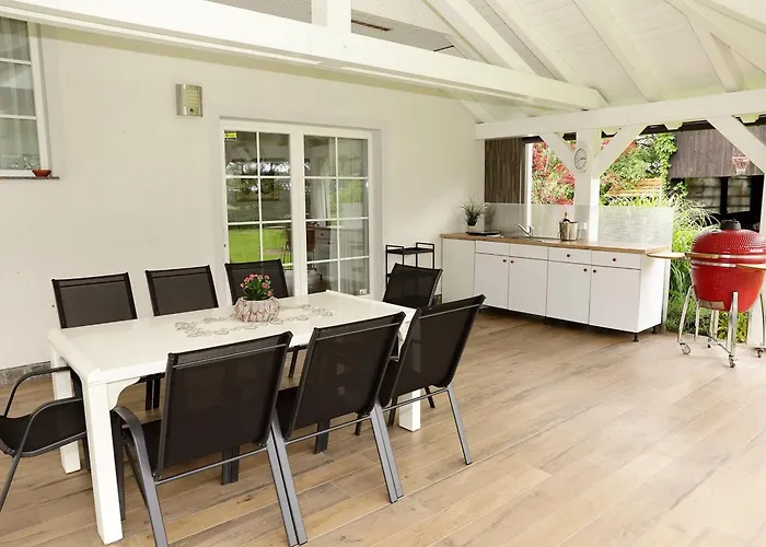 Prázdninový dům Slavc With 4 Bedrooms