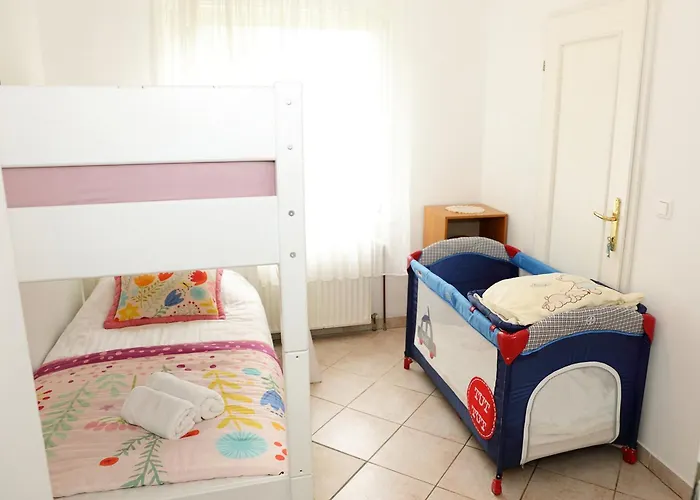 Slavc With 4 Bedrooms