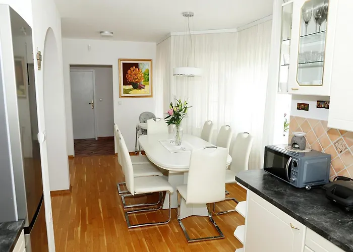 Slavc With 4 Bedrooms Prázdninový dům