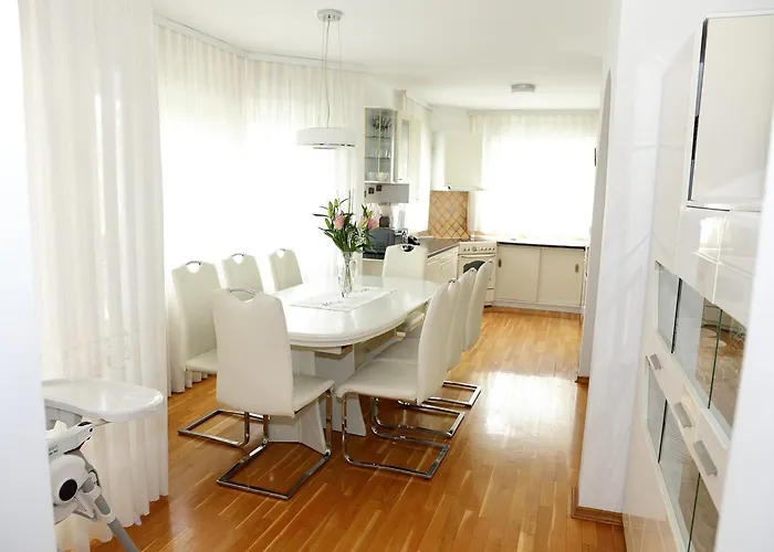 Slavc With 4 Bedrooms Brežice